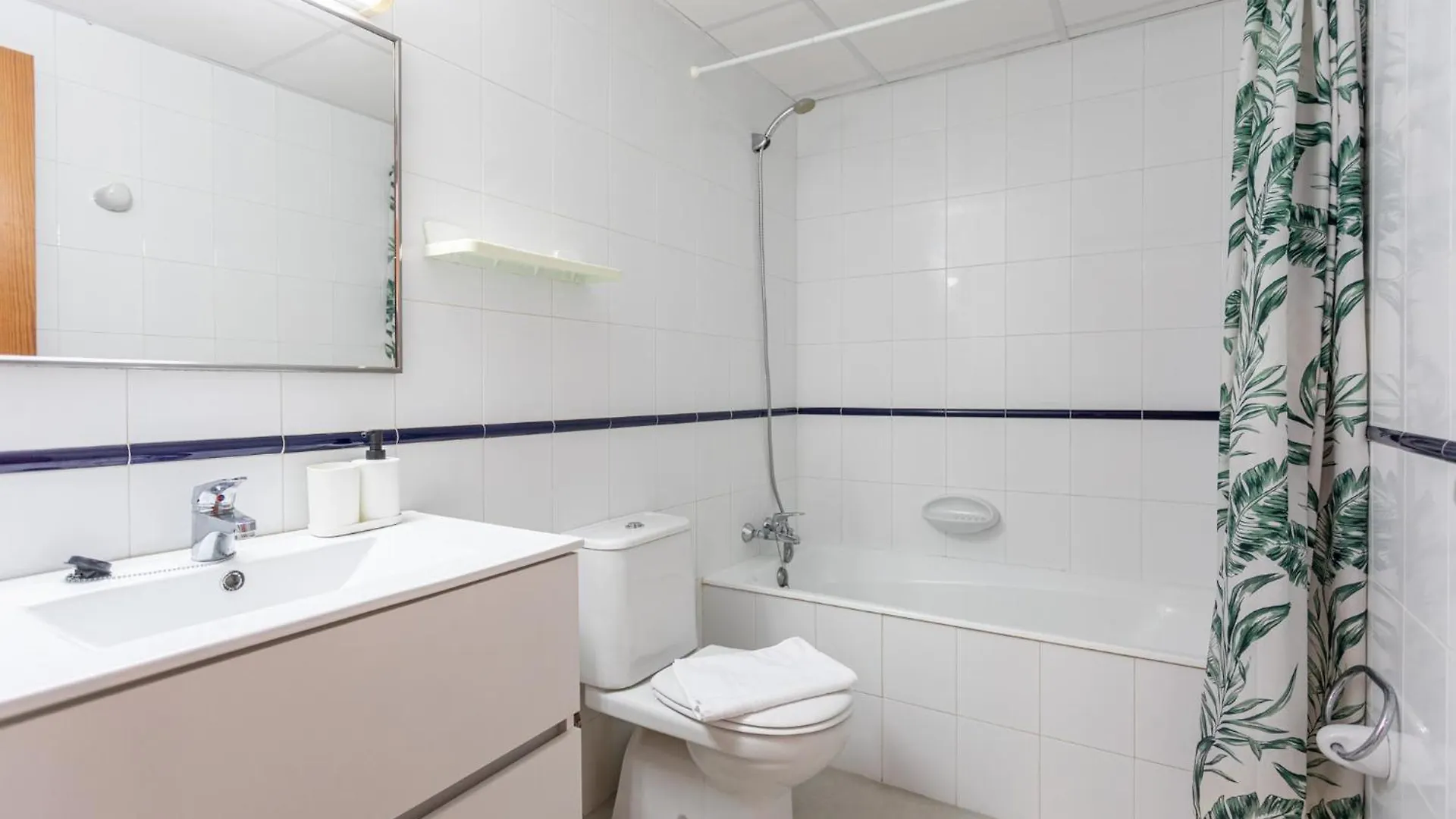 Es Dolc Apartments By Youroom Colonia de Sant Jordi Spagna