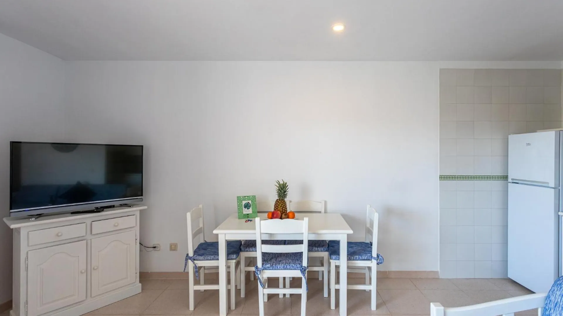 Es Dolc Apartments By Youroom Colonia de Sant Jordi 0*,  Spagna