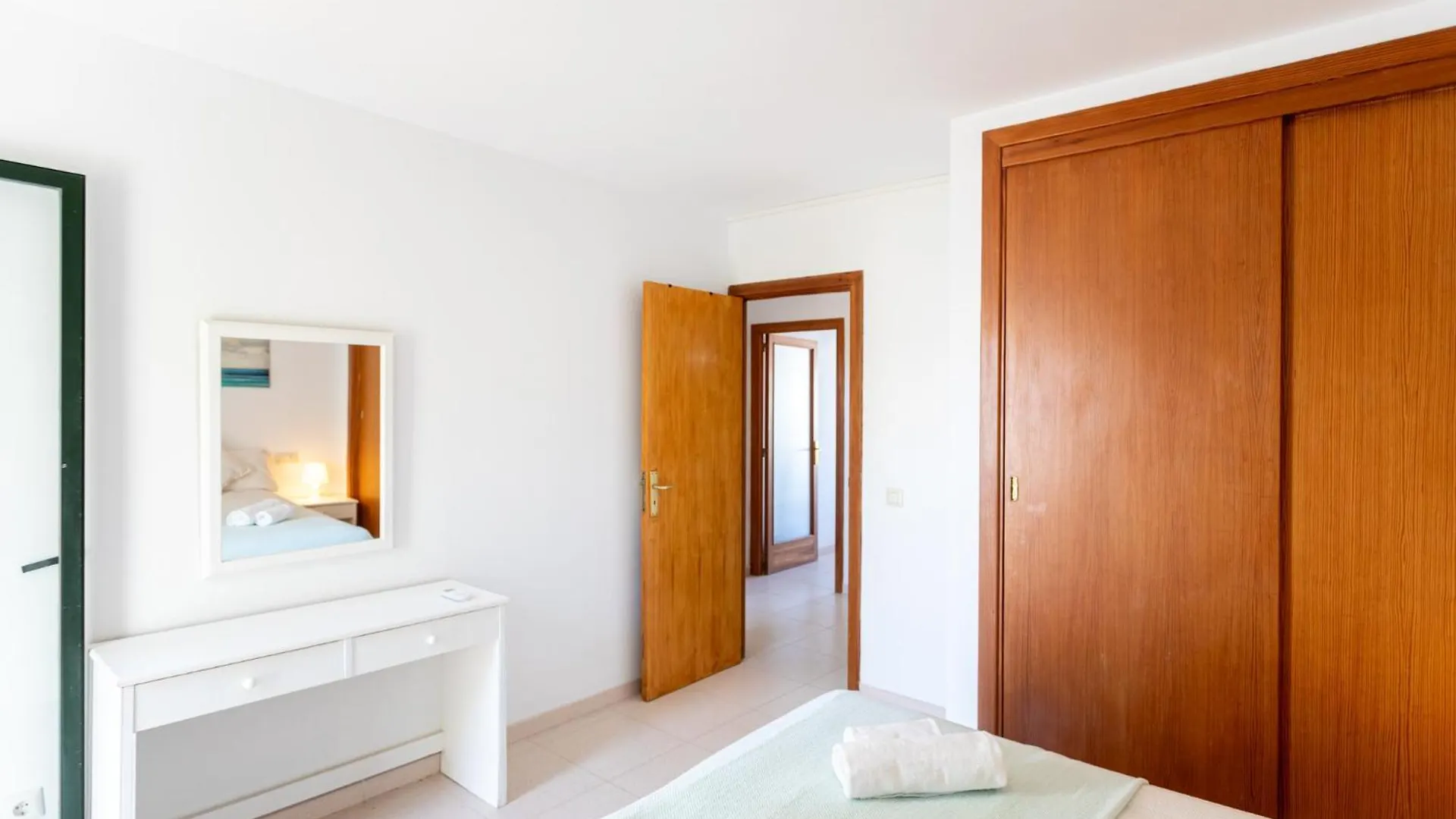 Es Dolc Apartments By Youroom Colonia de Sant Jordi Spagna