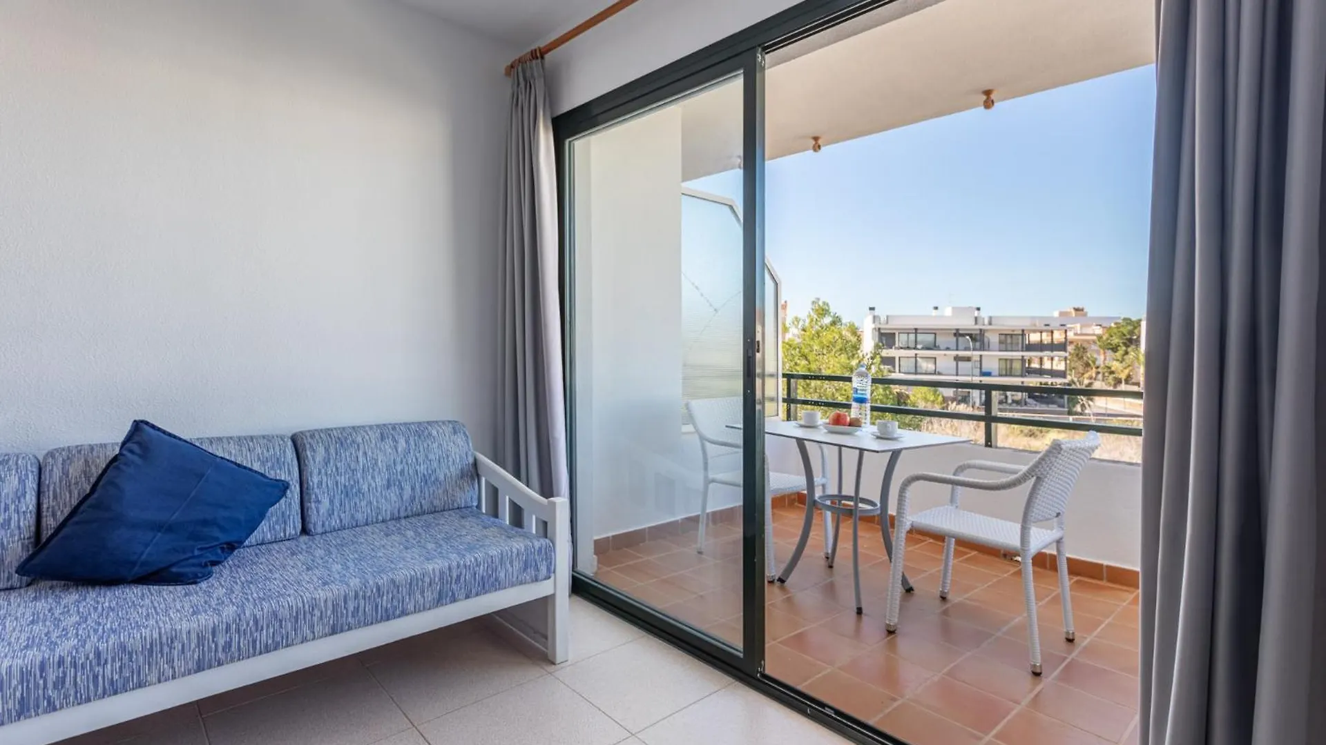 Es Dolc Apartments By Youroom Colonia de Sant Jordi