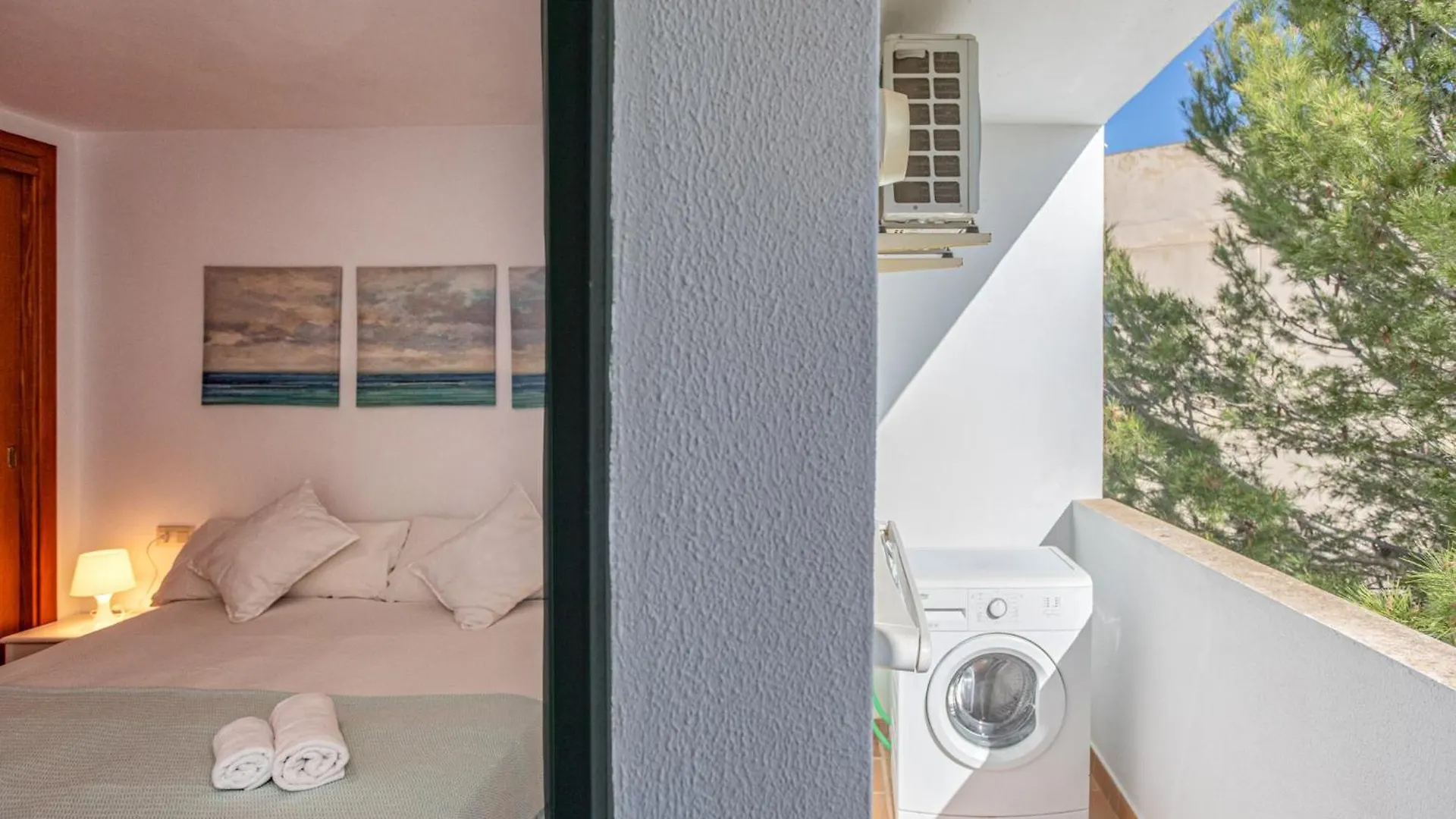 Es Dolc Apartments By Youroom Colonia de Sant Jordi